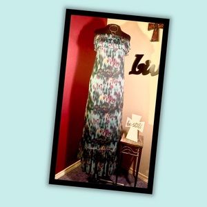 ⛄️ Multicolored Halter Dress
